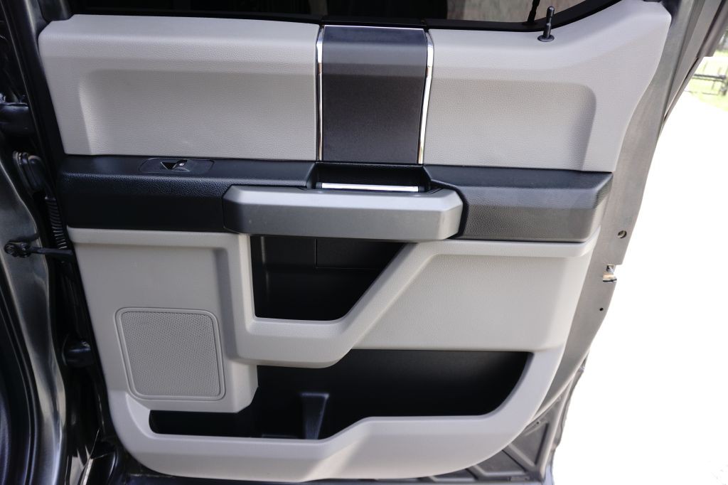 2017 Ford F-250 Image 18