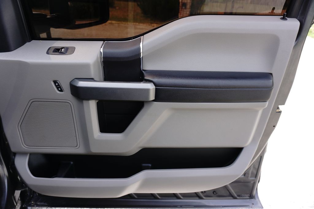 2017 Ford F-250 Image 20