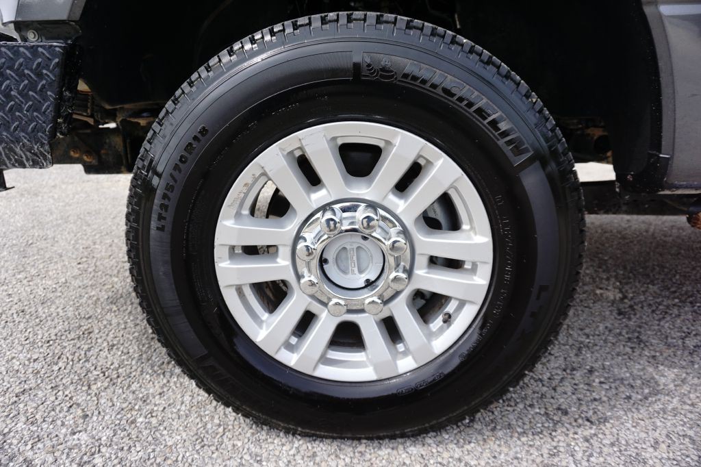 2017 Ford F-250 Image 28