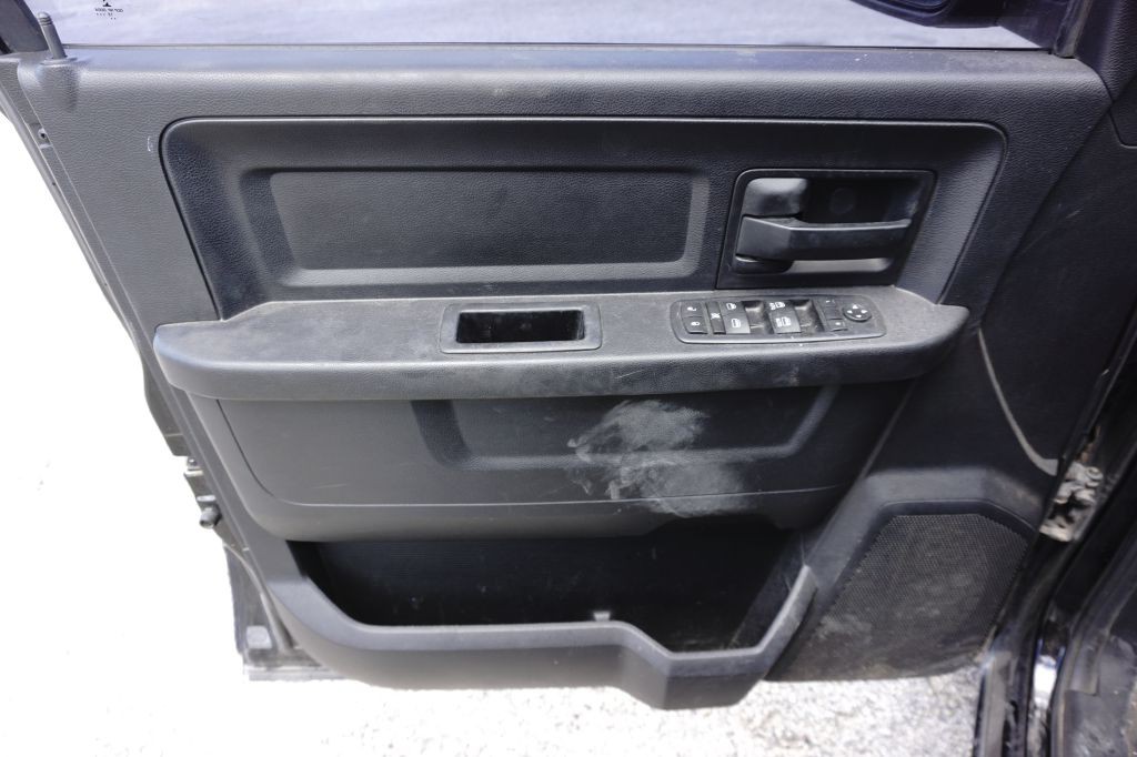 2016 RAM 1500 Image 14