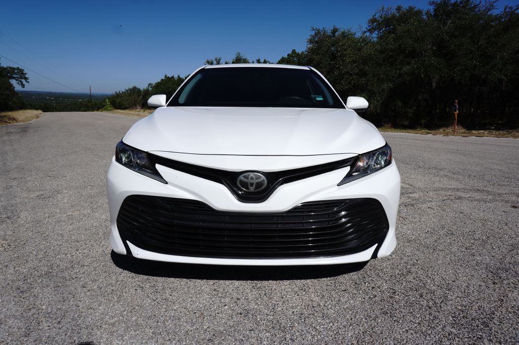 2018 Toyota Camry Image 12