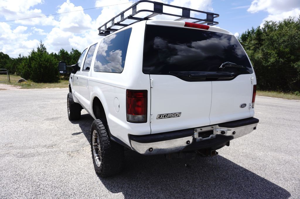 2003 Ford Excursion Image 5
