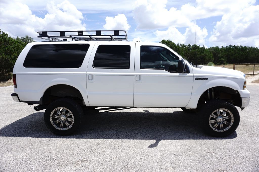 2003 Ford Excursion Image 9