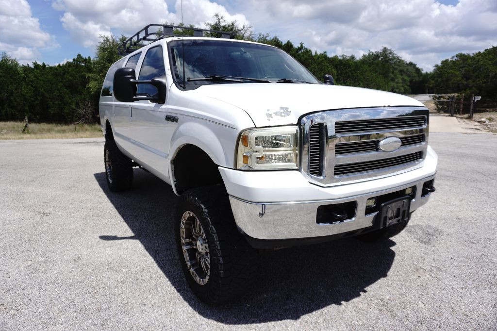 2003 Ford Excursion Image 11