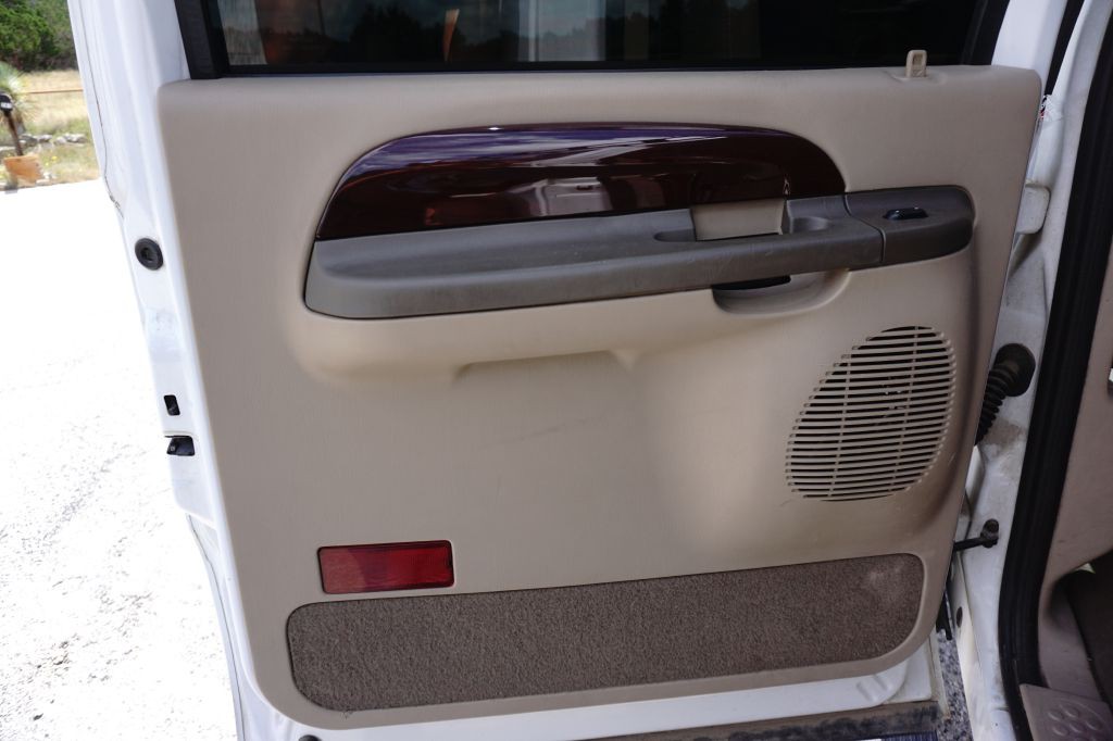 2003 Ford Excursion Image 15
