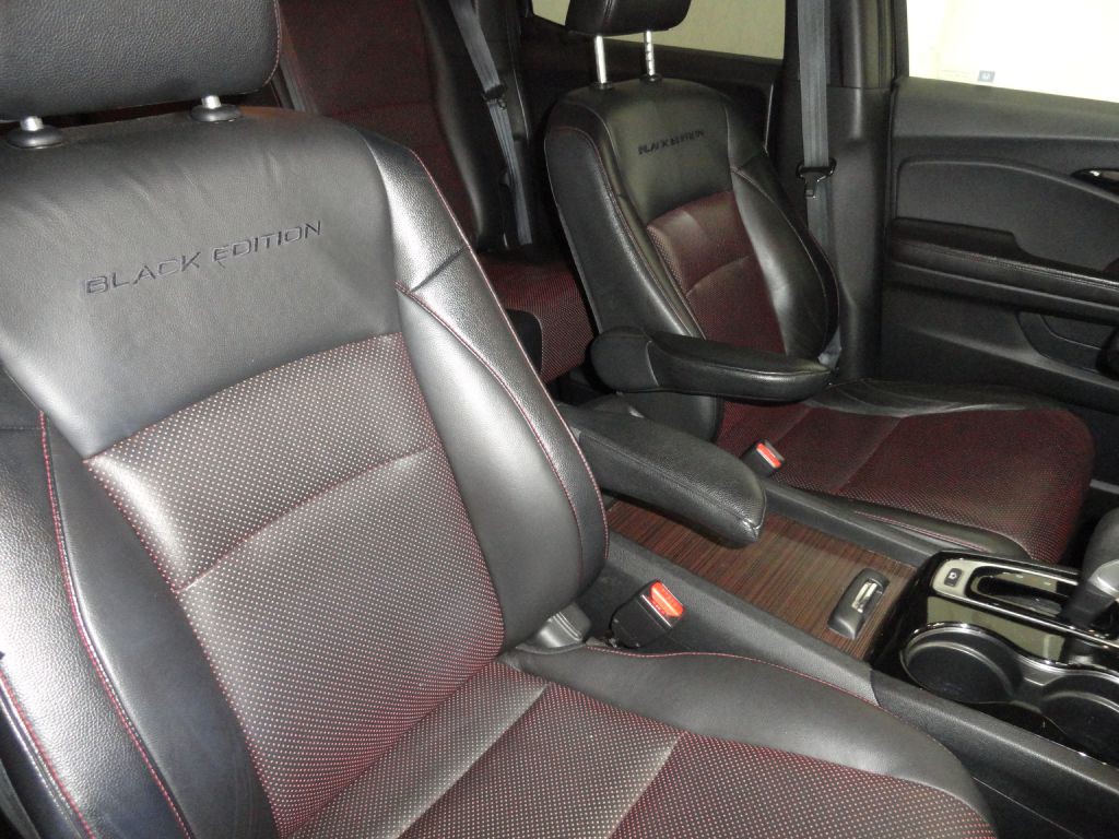 2018 Honda Ridgeline Image 24