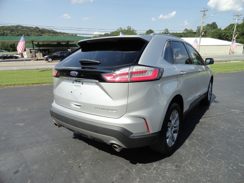 2019 Ford Edge Image 6
