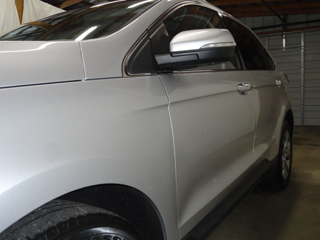 2019 Ford Edge Image 19