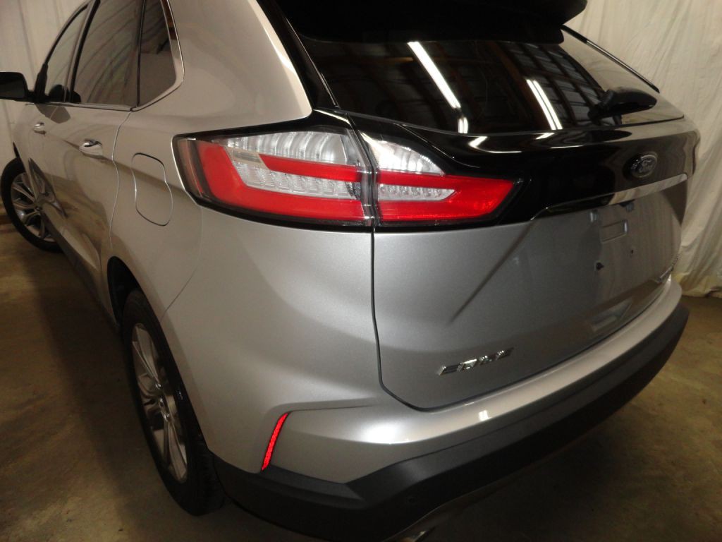 2019 Ford Edge Image 47