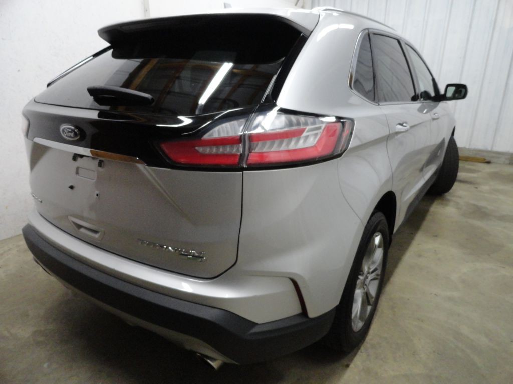 2019 Ford Edge Image 48