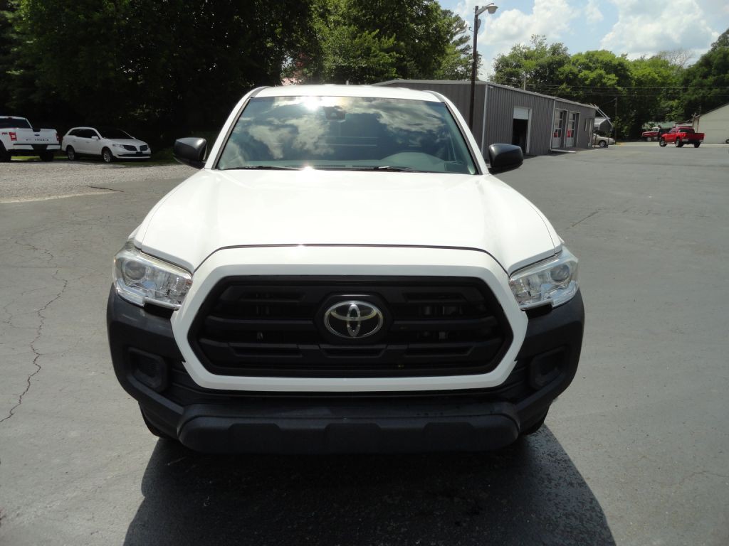 2019 Toyota Tacoma Image 8