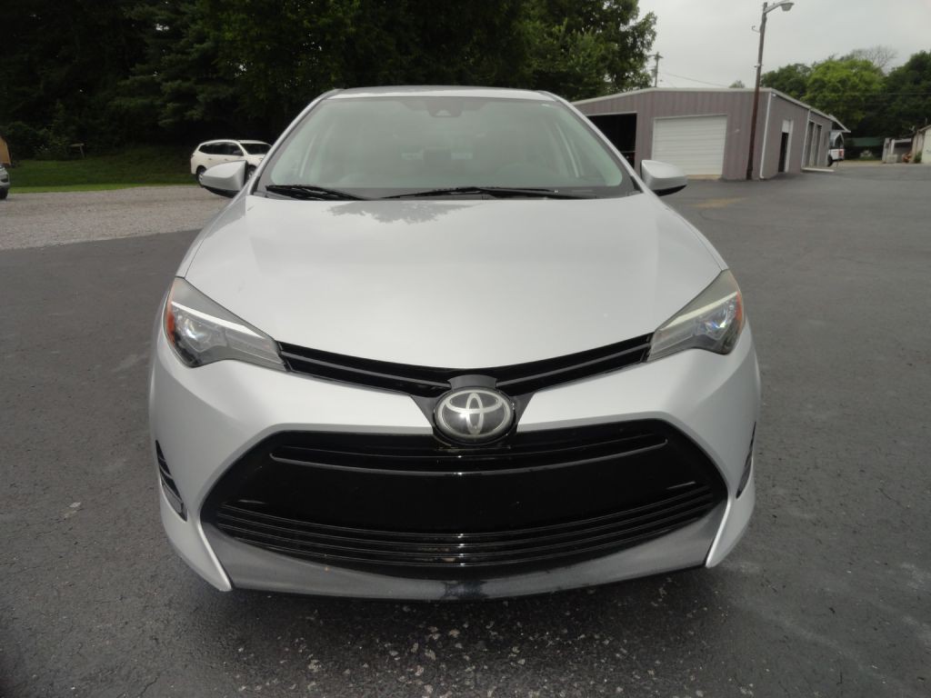 2017 Toyota Corolla Image 4