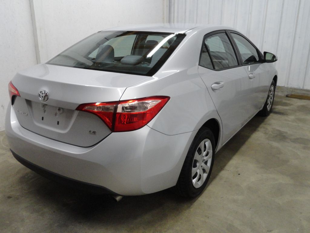 2017 Toyota Corolla Image 13