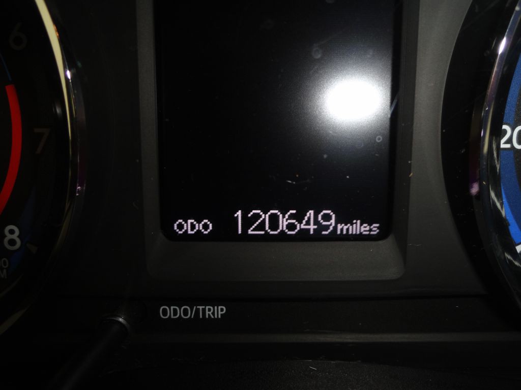 2017 Toyota Corolla Image 34