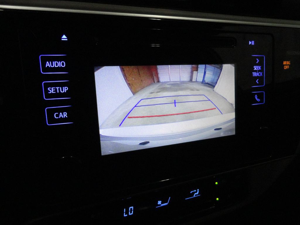2017 Toyota Corolla Image 36