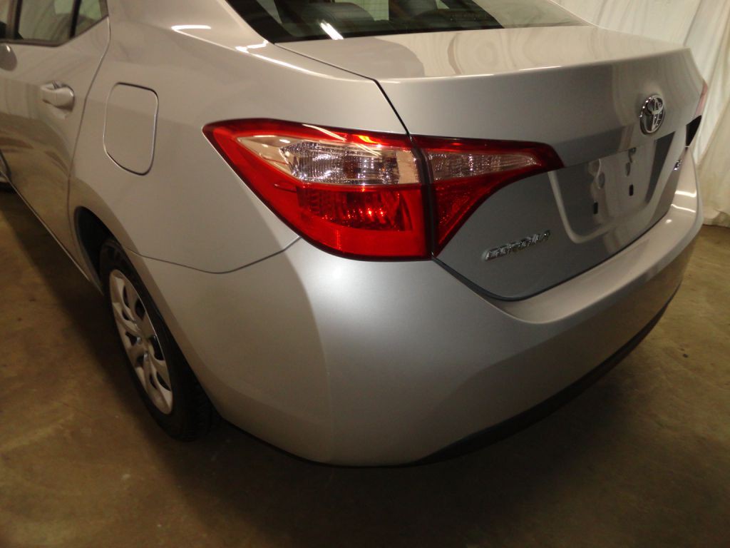 2017 Toyota Corolla Image 47