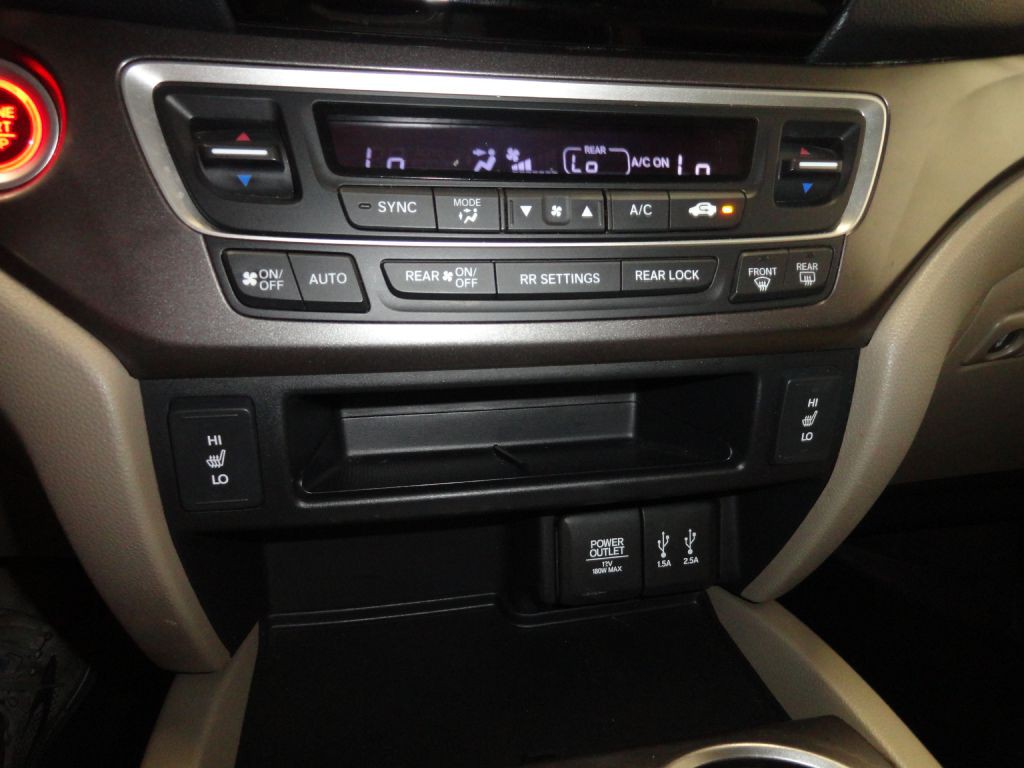 2016 Honda Pilot Image 17