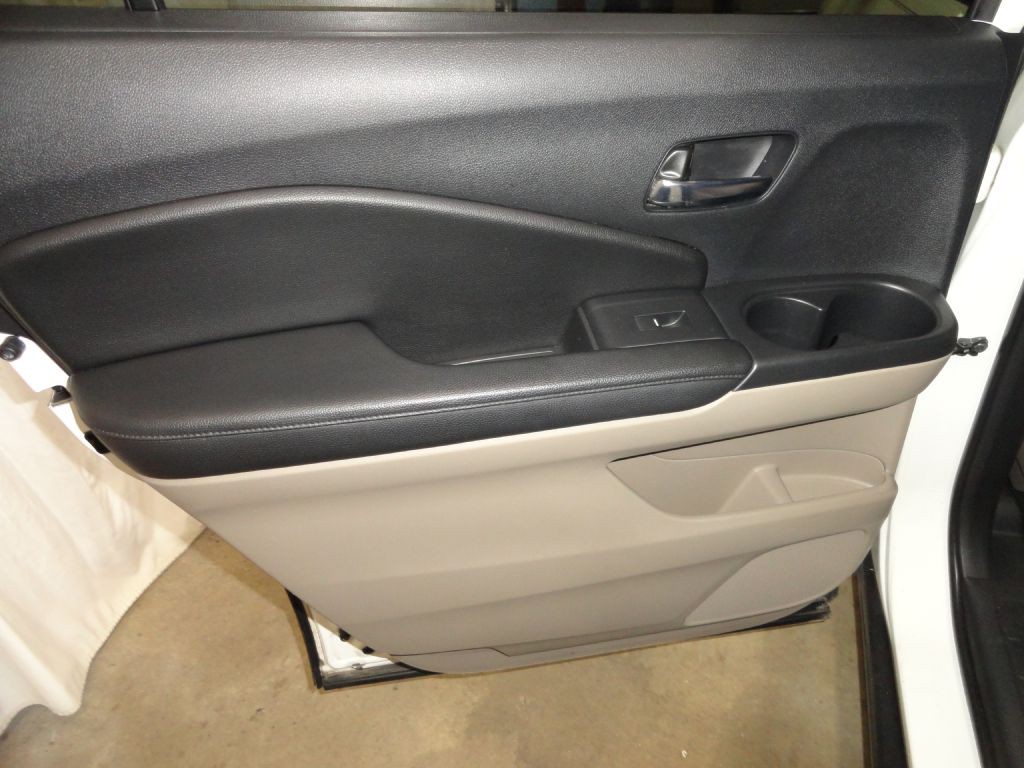 2016 Honda Pilot Image 23
