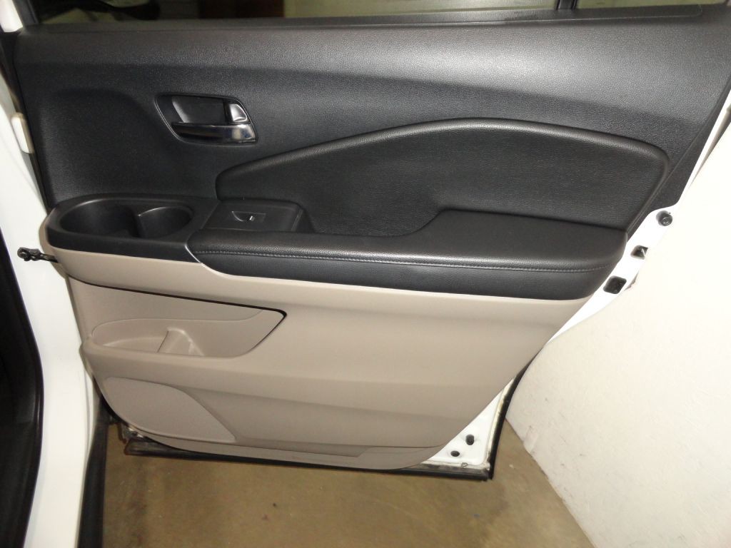 2016 Honda Pilot Image 25