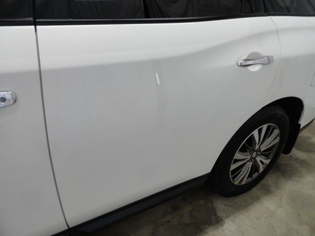 2018 Nissan Pathfinder Image 25