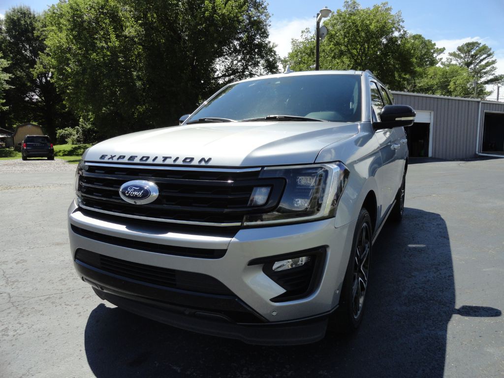 2020 Ford Expedition Image 2