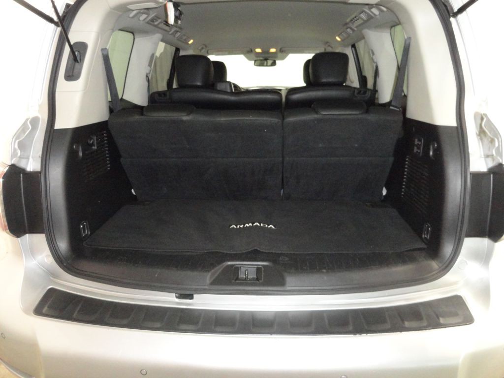 2018 Nissan Armada Image 11