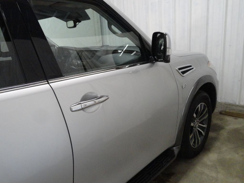 2018 Nissan Armada Image 21