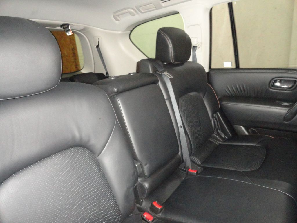 2018 Nissan Armada Image 23