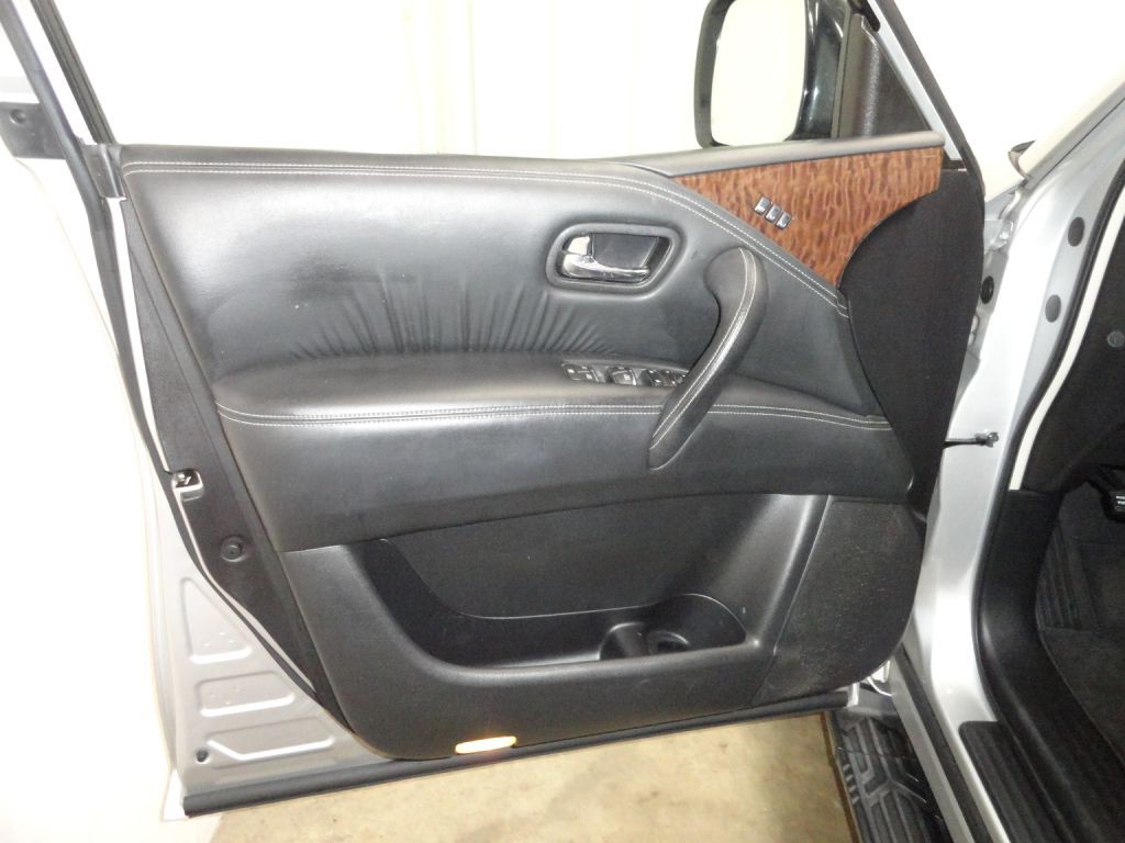 2018 Nissan Armada Image 34