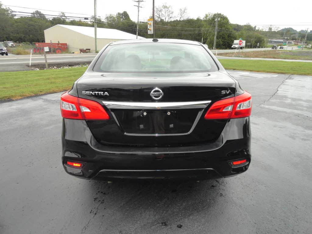 2017 Nissan Sentra Image 7