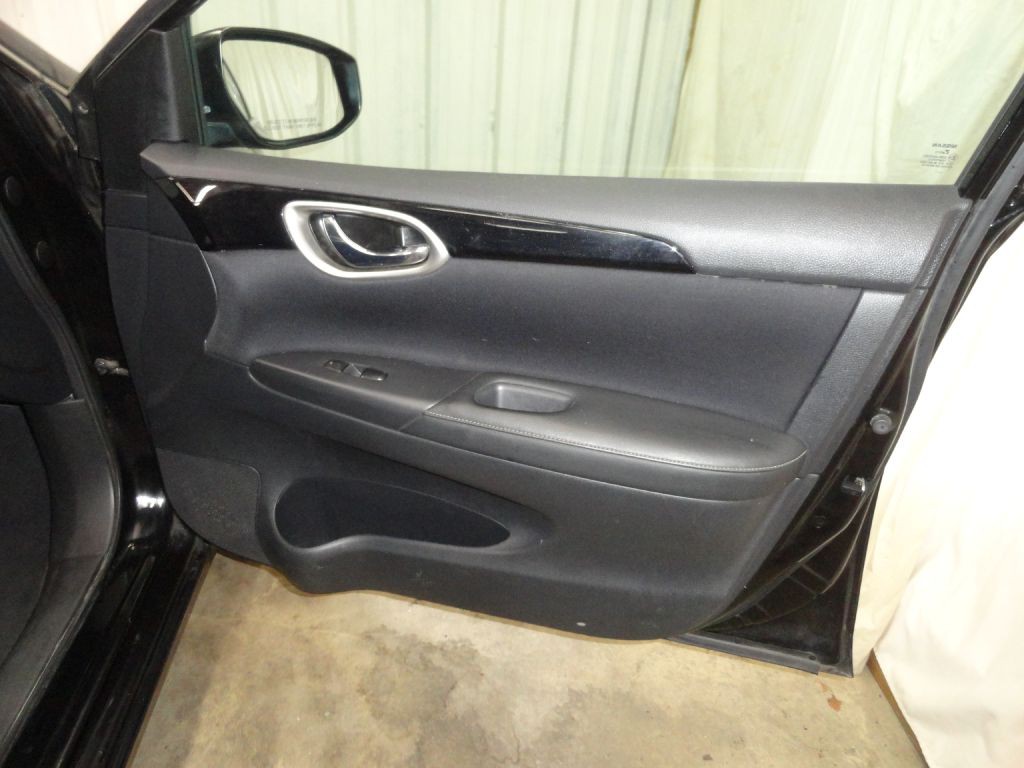 2017 Nissan Sentra Image 23