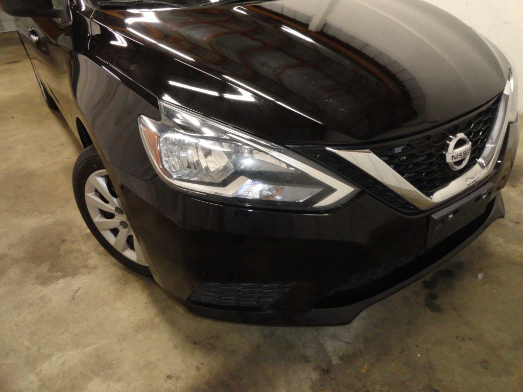 2017 Nissan Sentra Image 45