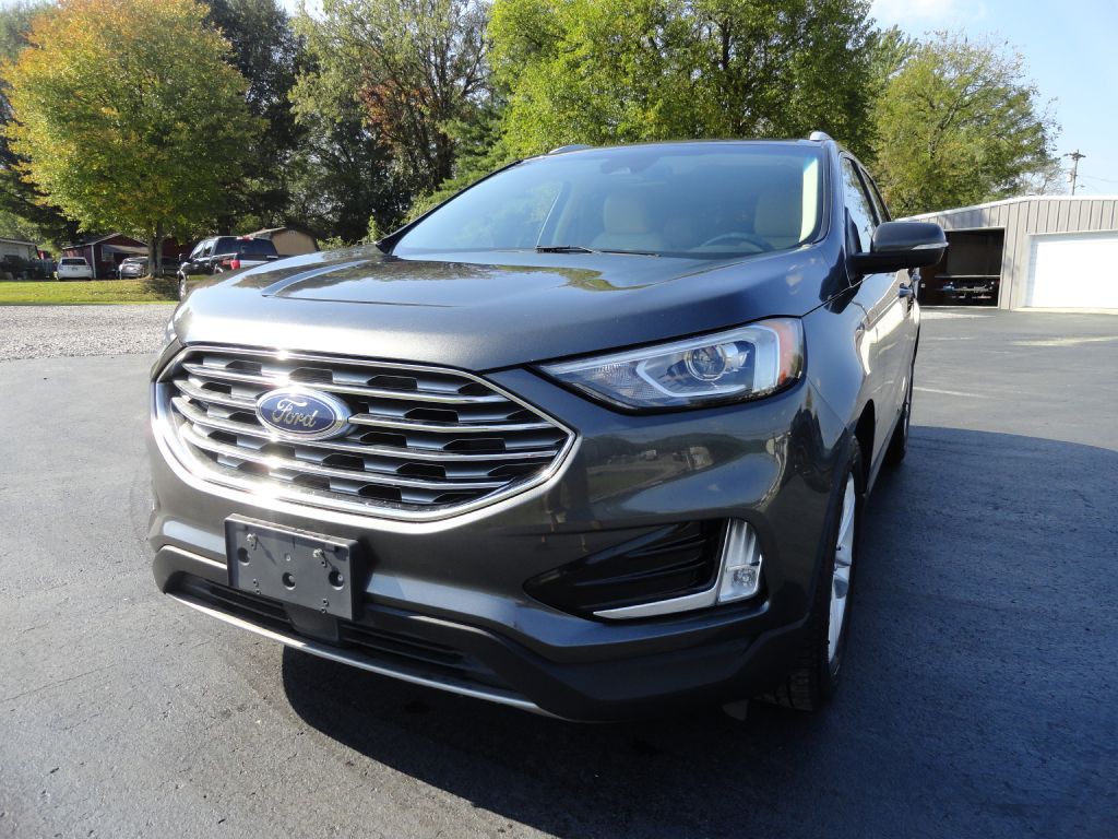 2020 Ford Edge Image 2