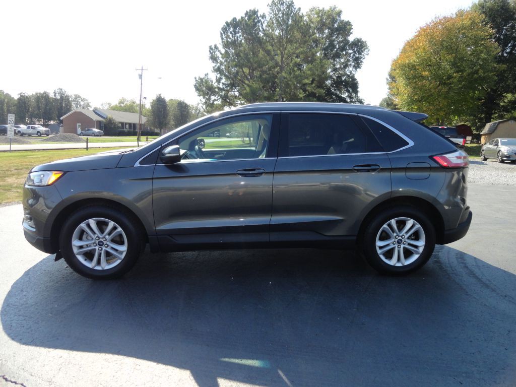 2020 Ford Edge Image 3