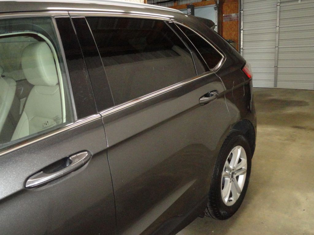 2020 Ford Edge Image 17