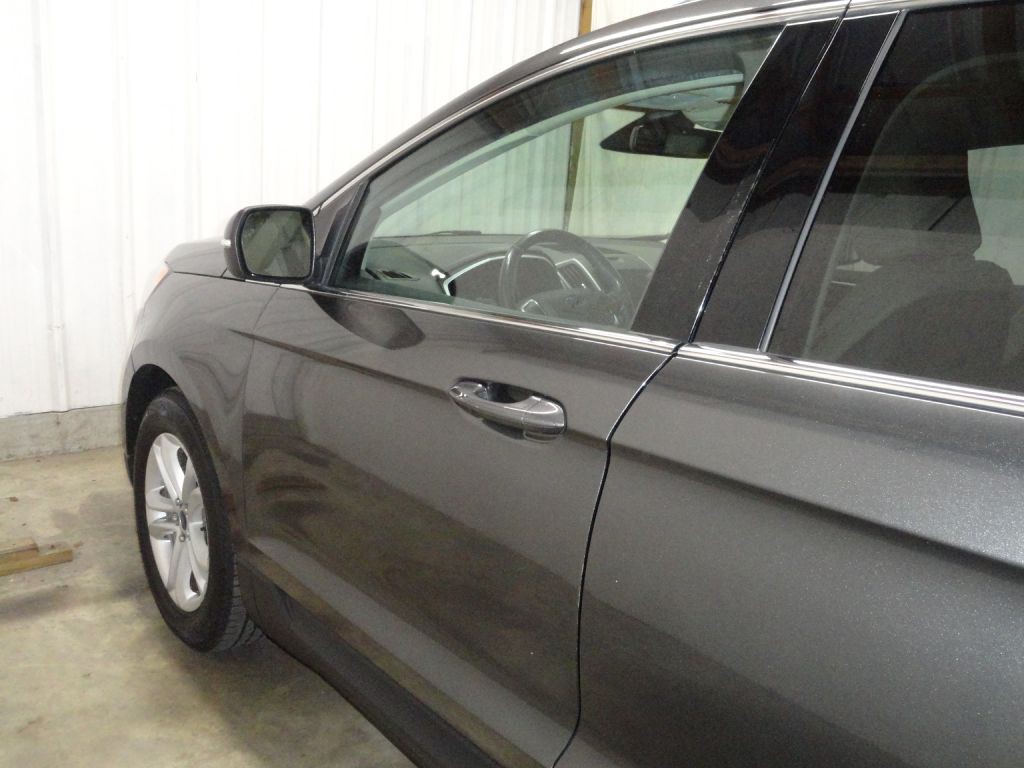 2020 Ford Edge Image 18