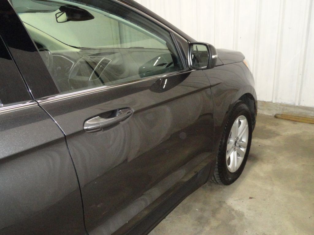 2020 Ford Edge Image 21
