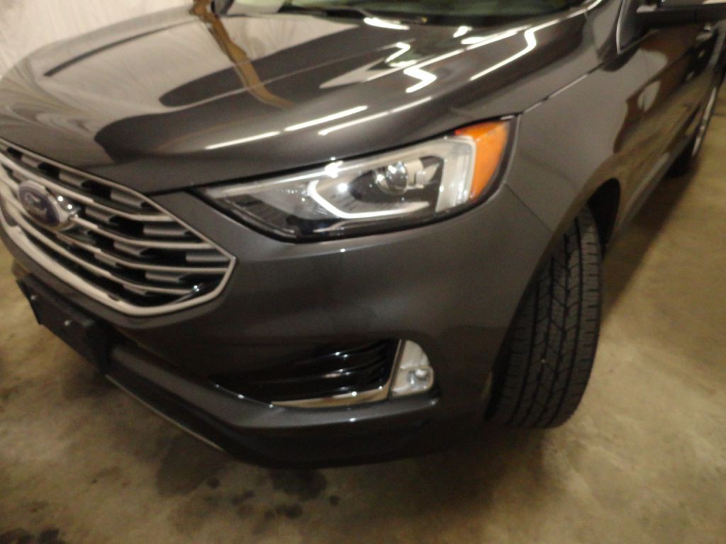 2020 Ford Edge Image 47