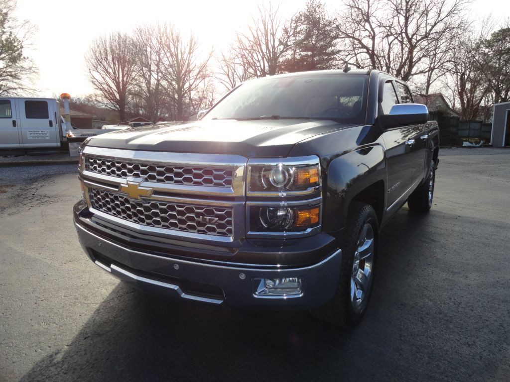 2014 Chevrolet Silverado 1500 Image 2