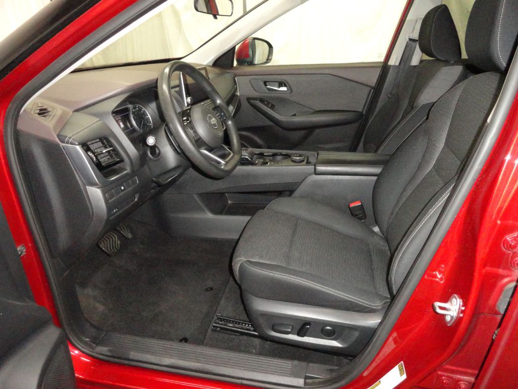 2021 Nissan Rogue Image 9