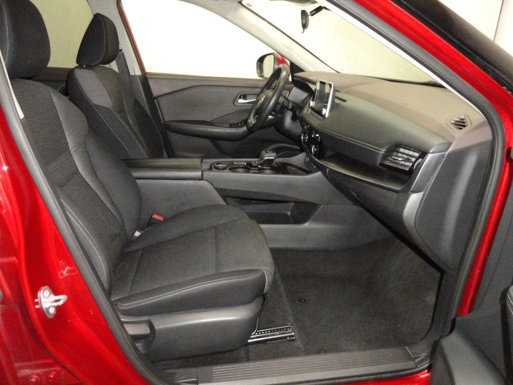 2021 Nissan Rogue Image 13