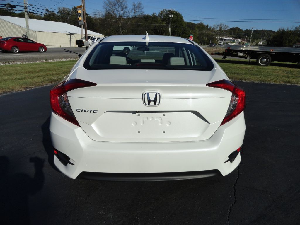 2017 Honda Civic Image 7
