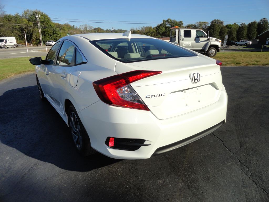 2017 Honda Civic Image 8