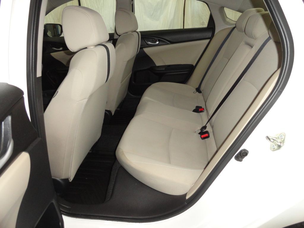 2017 Honda Civic Image 10