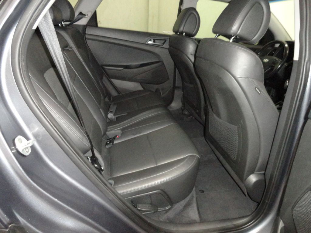 2016 Hyundai Tucson Image 12