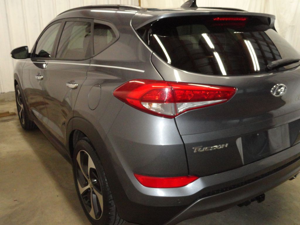 2016 Hyundai Tucson Image 16