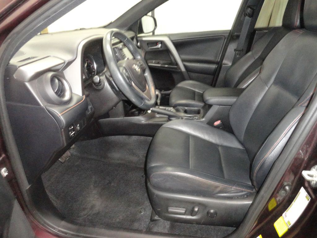 2016 Toyota Rav4 Image 9