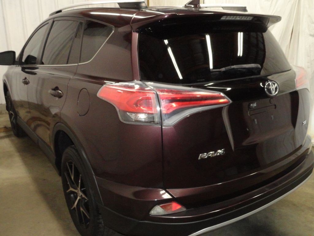 2016 Toyota Rav4 Image 16