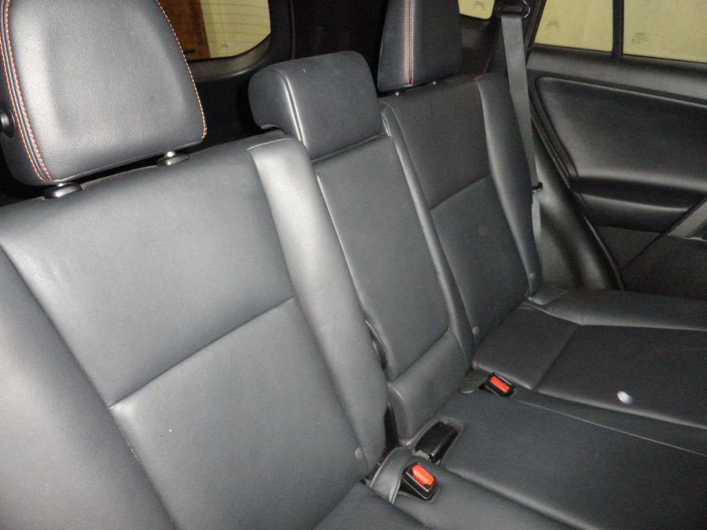 2016 Toyota Rav4 Image 23