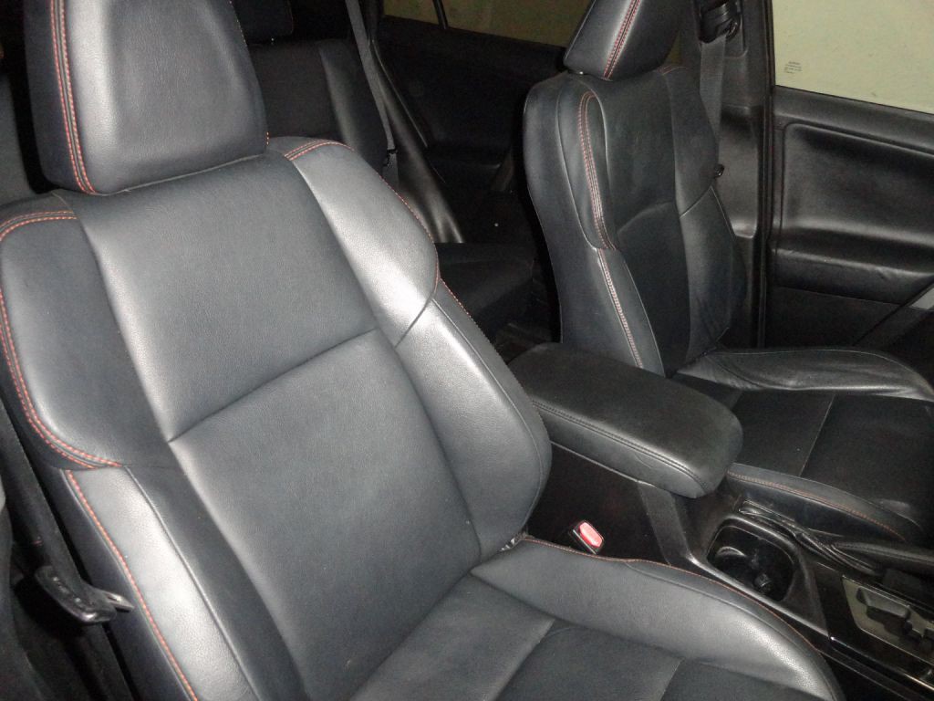 2016 Toyota Rav4 Image 25